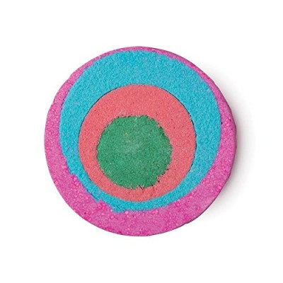 Lush-Cosmetics-Granny-Takes-A-Dip-Psychedelic-Bath-Bomb-0